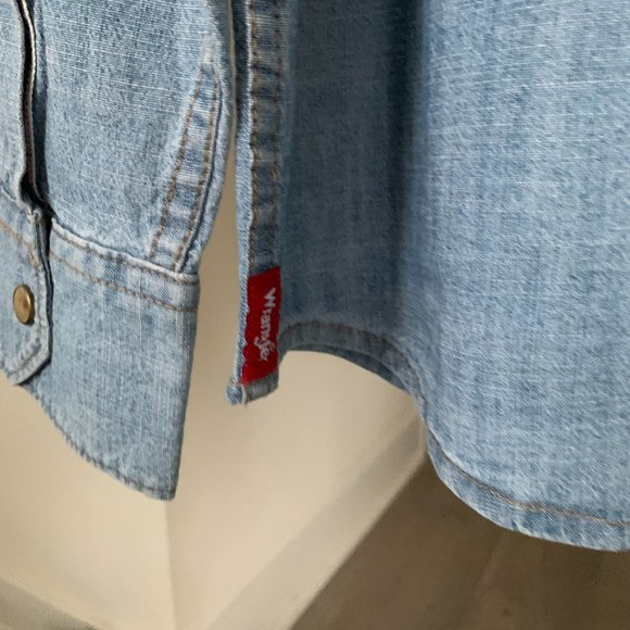 WRANGLER denim shirt - Picture 8 of 15